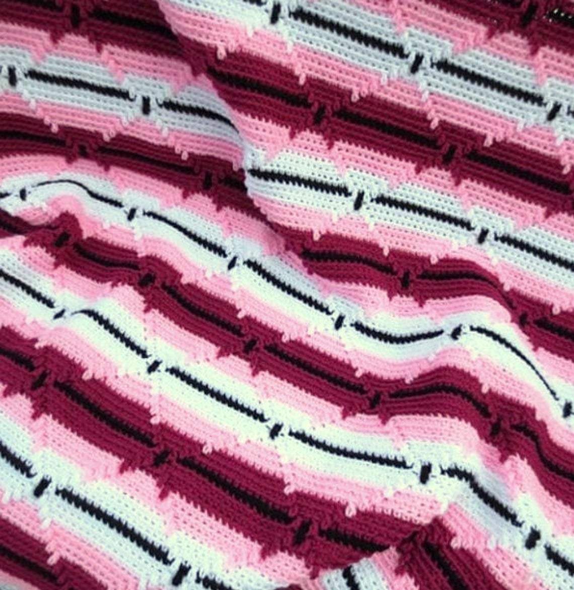 Navajo Indian Afghan Crochet Pattern - Crochetifies™