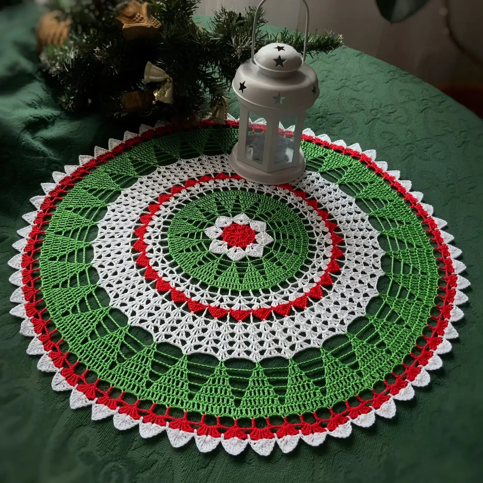 Christmas Doily Crochet Pattern - Crochetifies™