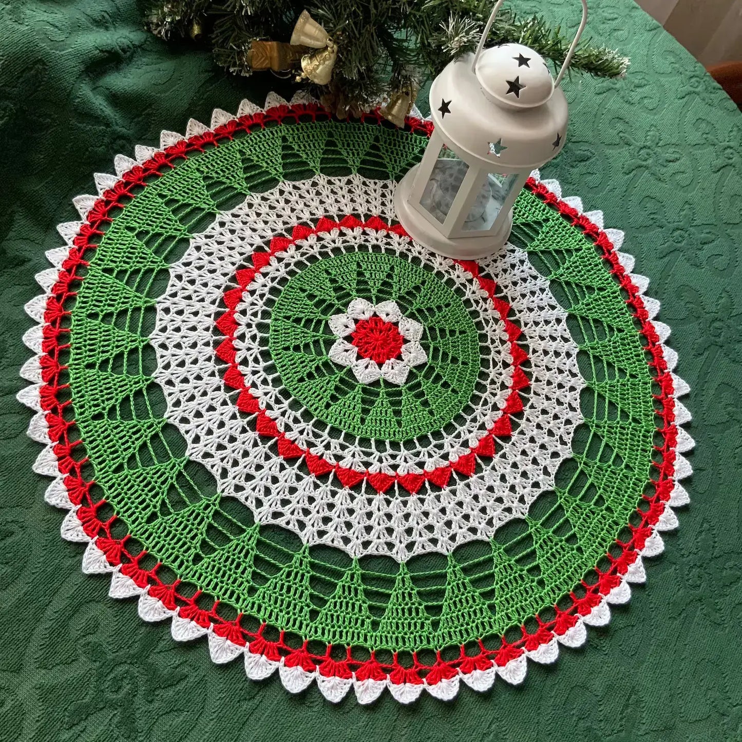 Christmas Doily Crochet Pattern - Crochetifies™